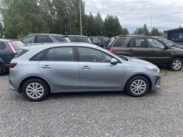 Kia Ceed 4