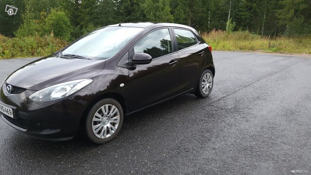 Mazda 2 1