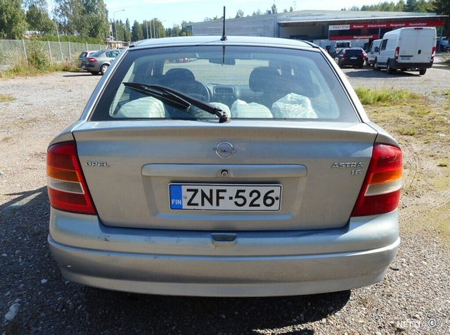 Opel Astra 4