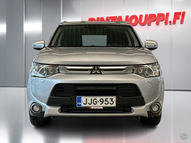 Mitsubishi Outlander 3