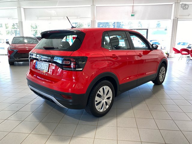 Volkswagen T-Cross 5