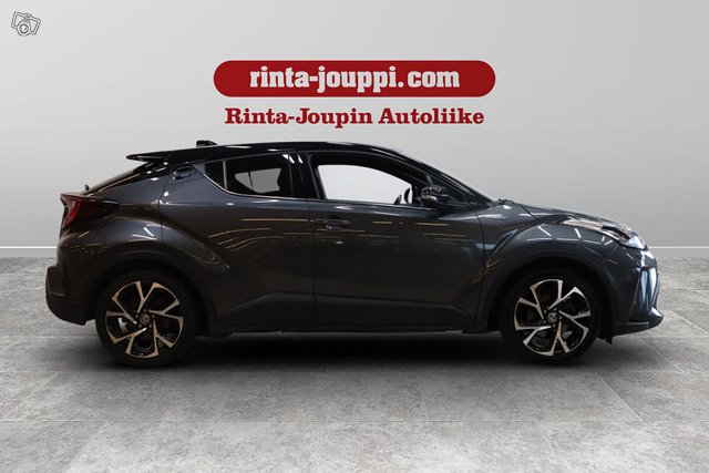 Toyota C-HR 4