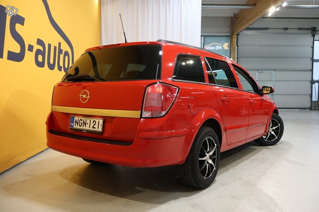 Opel Astra 10