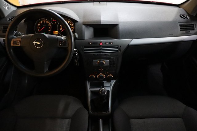 Opel Astra 14