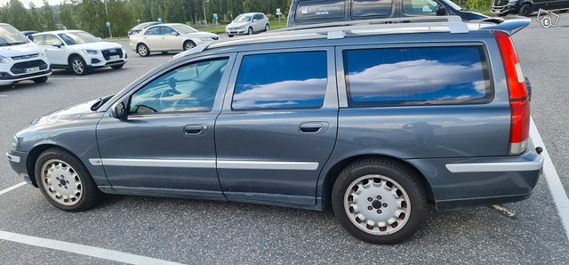 Volvo v70, kuva 1