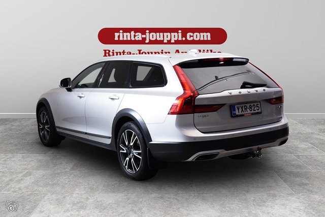 Volvo V90 Cross Country 7