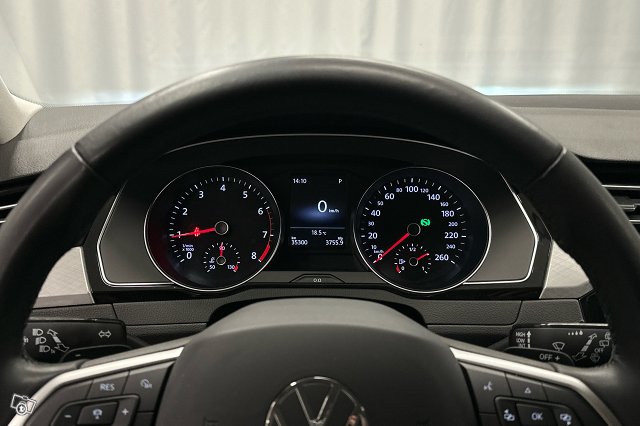 Volkswagen Passat 12