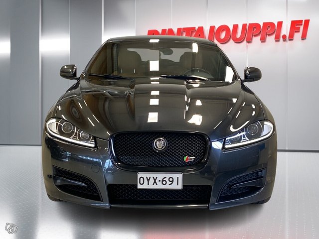 Jaguar XF 3