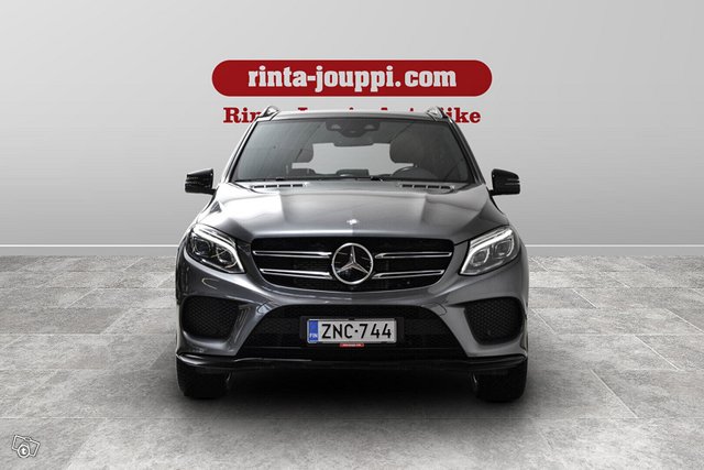 Mercedes-Benz GLE 2