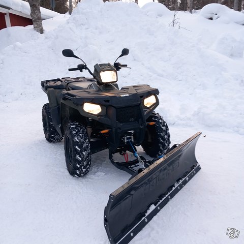 Polaris Sportsman 570, kuva 1