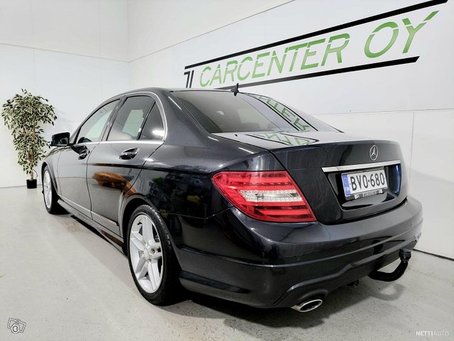 Mercedes-Benz C 6