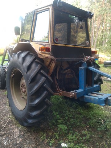 Valmet 500 etukuormaajalla 3