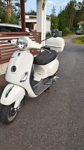 Vespa Piaggio XL50 2