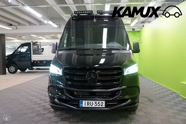 Mercedes-Benz Sprinter 8