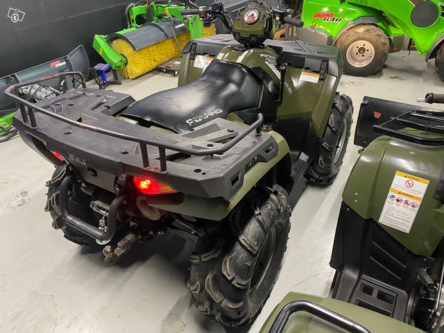 Polaris Sportsman 800 Kaikilla varusteilla 3