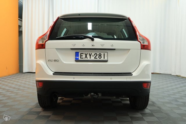 Volvo XC60 6