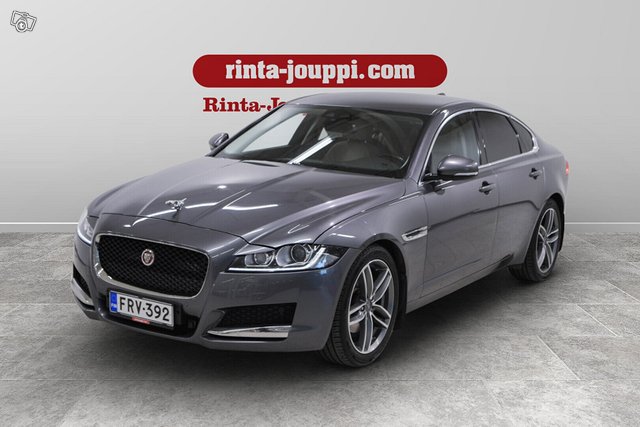 Jaguar XF