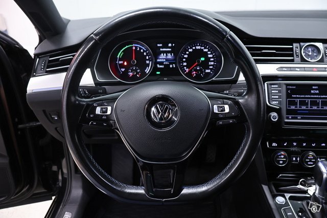 Volkswagen Passat 17