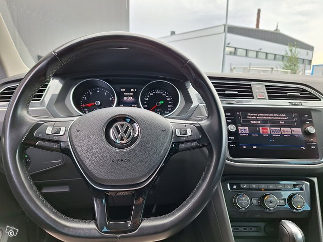 Volkswagen Tiguan 17