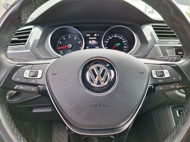 Volkswagen Tiguan 18