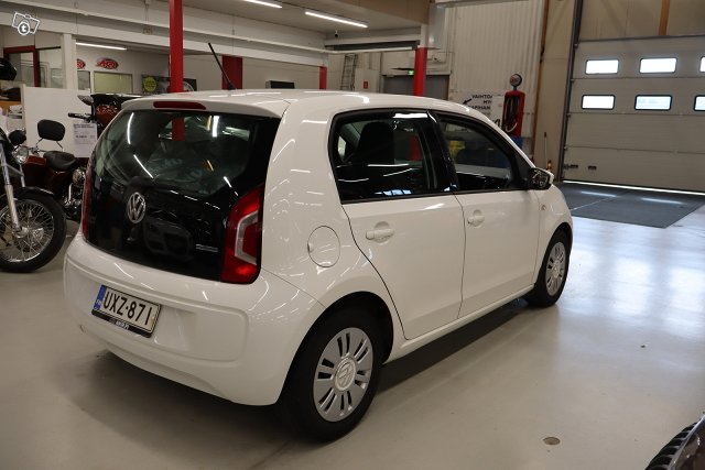 Volkswagen Up 4