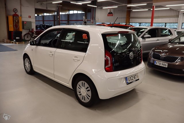 Volkswagen Up 6