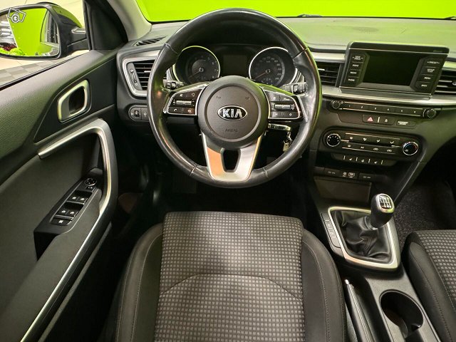 Kia Ceed 9