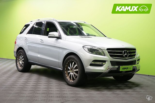 Mercedes-Benz ML, kuva 1