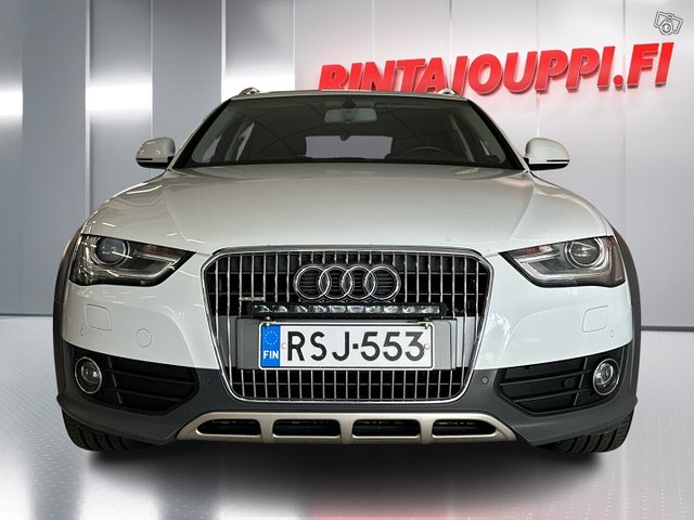 Audi A4 Allroad Quattro 3