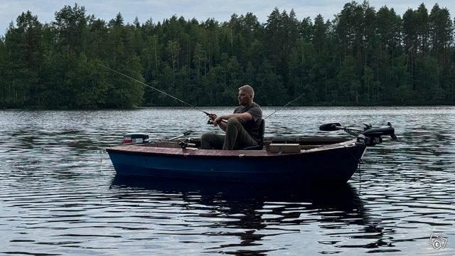 Alumiinivene kalastukseen, sorsastukseen. 2