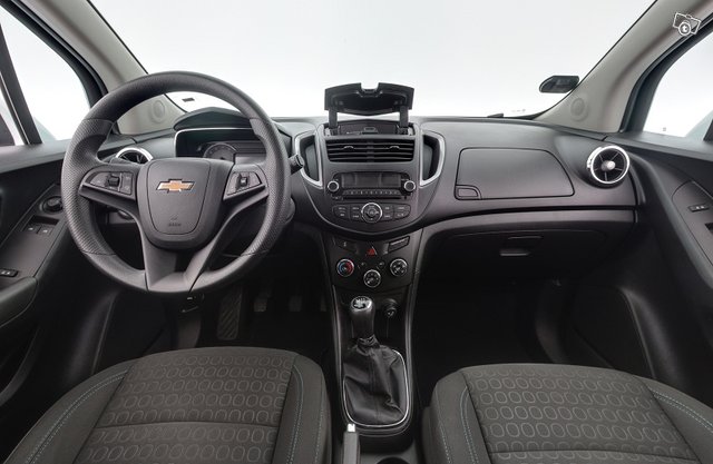 Chevrolet Trax 10