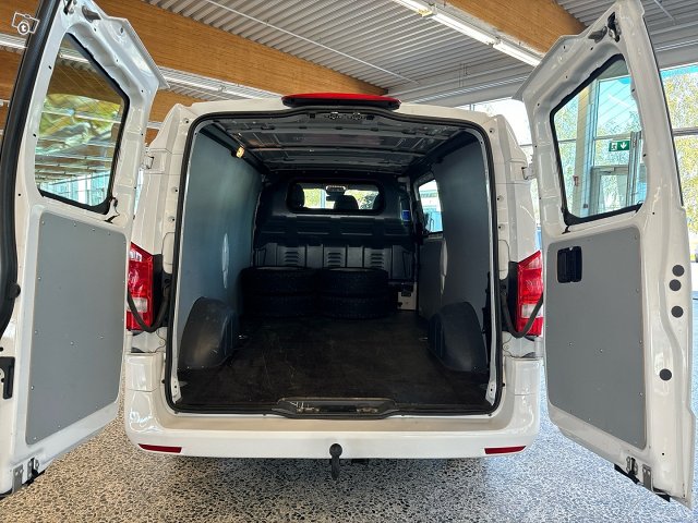 Mercedes-Benz Vito 7