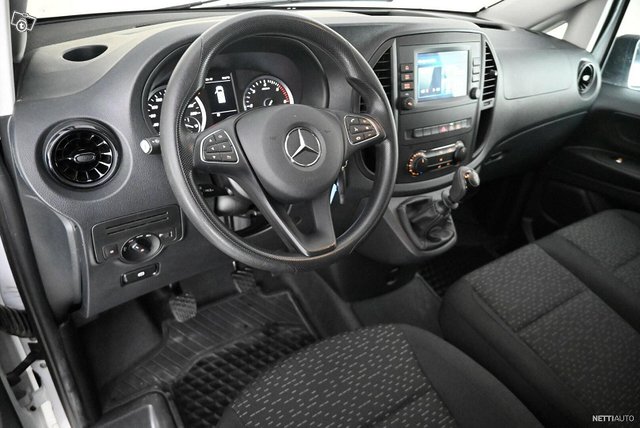 Mercedes-Benz Vito 8