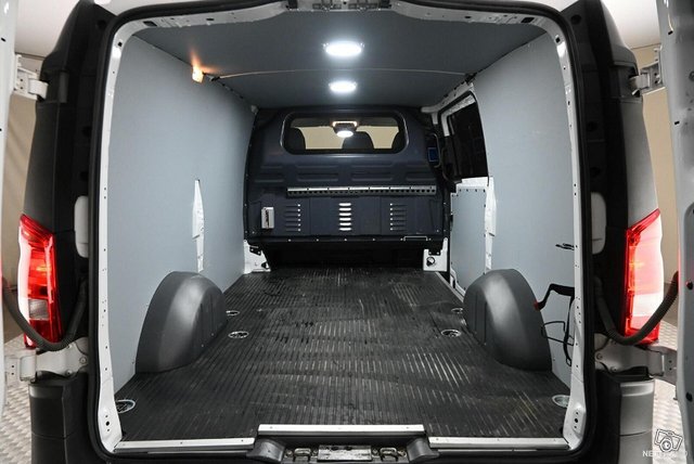 Mercedes-Benz Vito 15