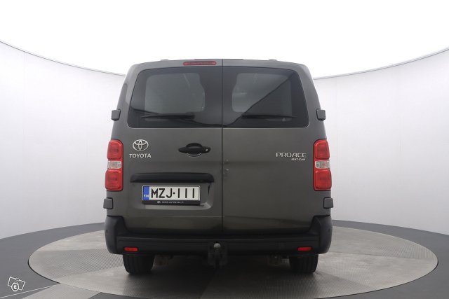 TOYOTA Proace 4