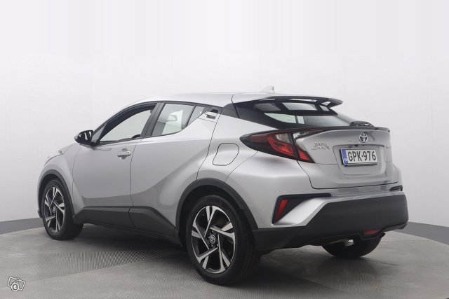 TOYOTA C-HR 3