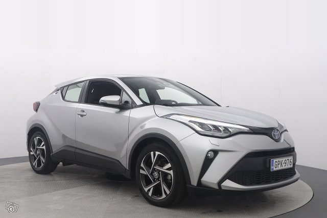 TOYOTA C-HR 7