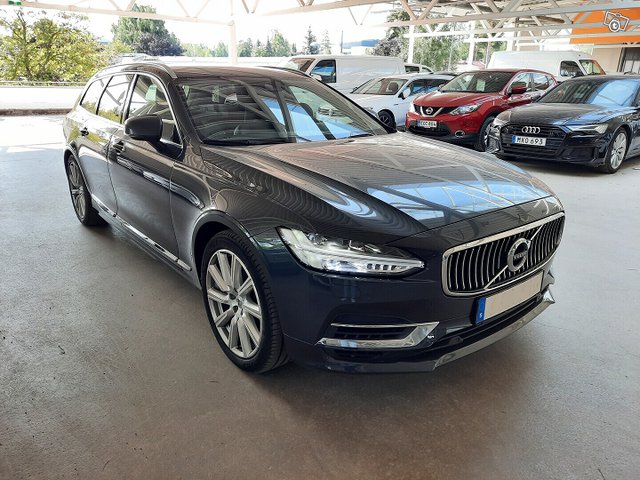 Volvo V90 1