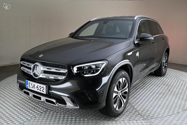 Mercedes-Benz GLC 13