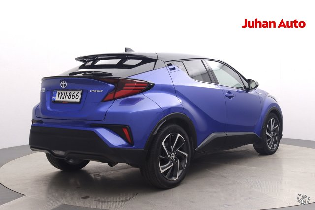 TOYOTA C-HR 3