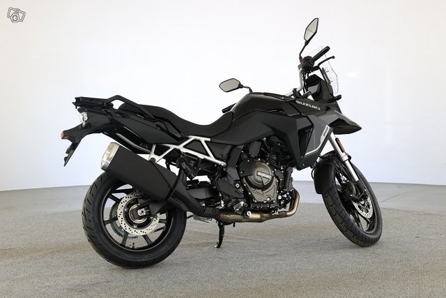 SUZUKI V-STROM 8