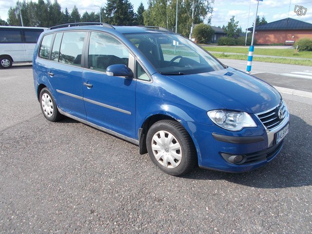 Volkswagen Touran 3