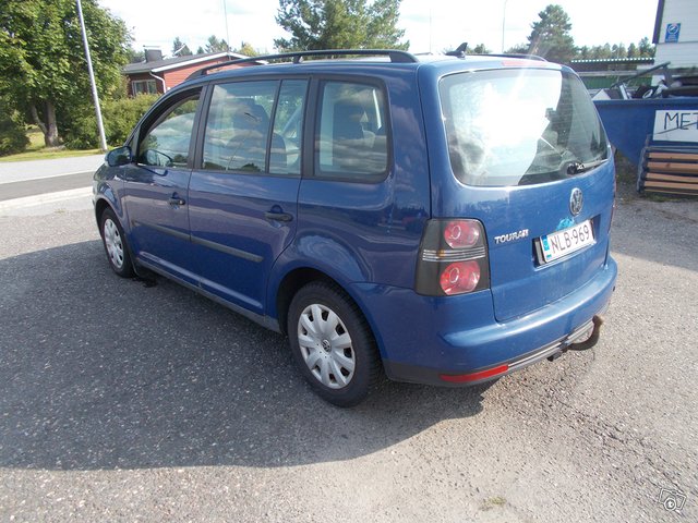 Volkswagen Touran 4