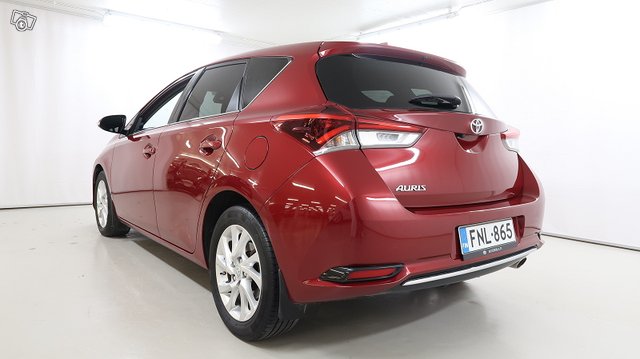 TOYOTA AURIS 3