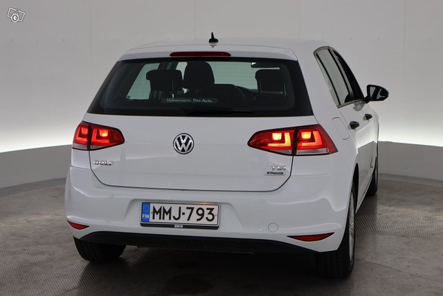 Volkswagen Golf 10