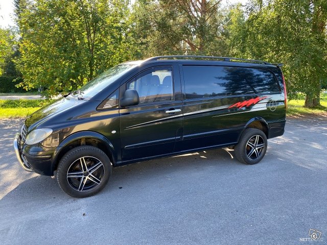 Mercedes-Benz Vito 1