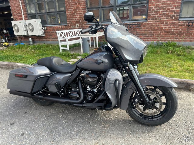 Harley-Davidson FLHTKL 107 2018 H.22850 3