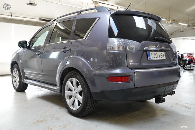 Mitsubishi Outlander 5