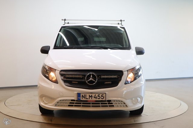 Mercedes-Benz Vito 2