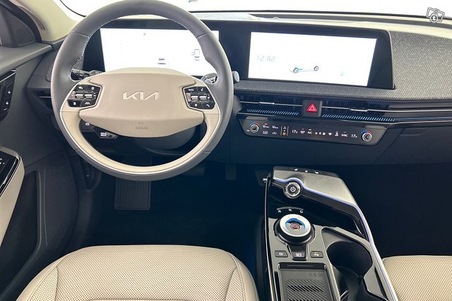 KIA EV6 13